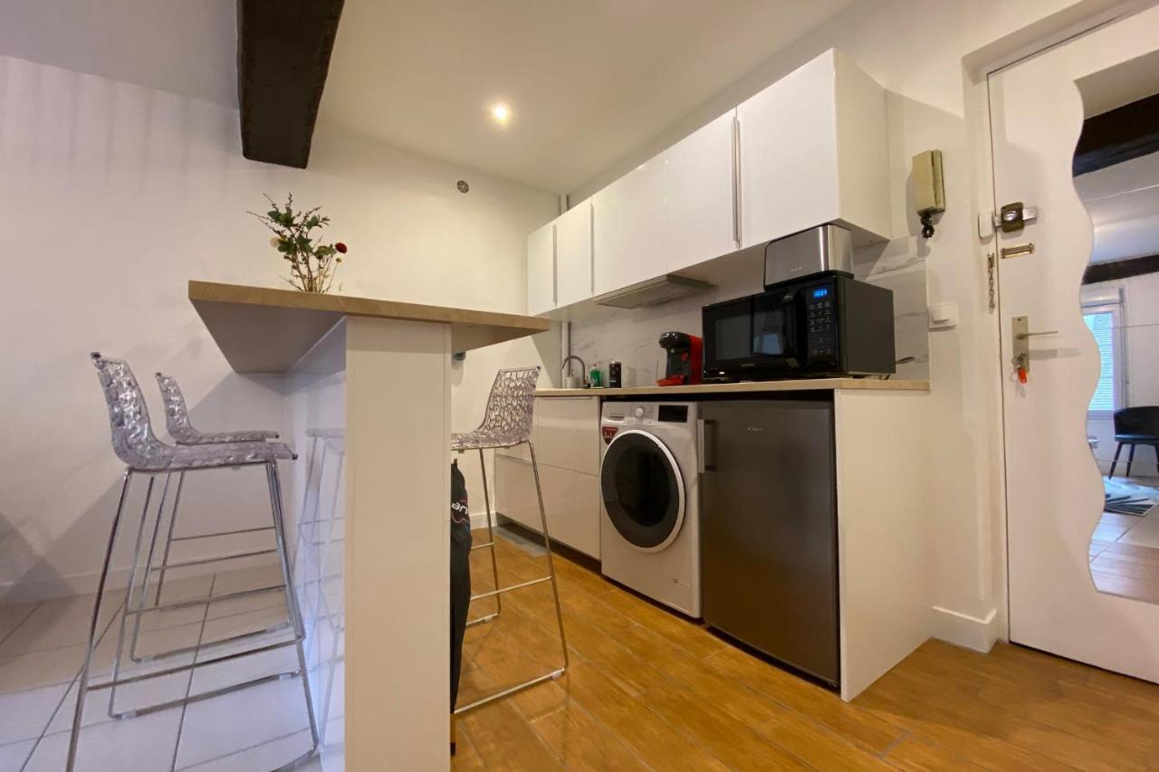 Le Soleil D'Or Apartment Шартър Екстериор снимка