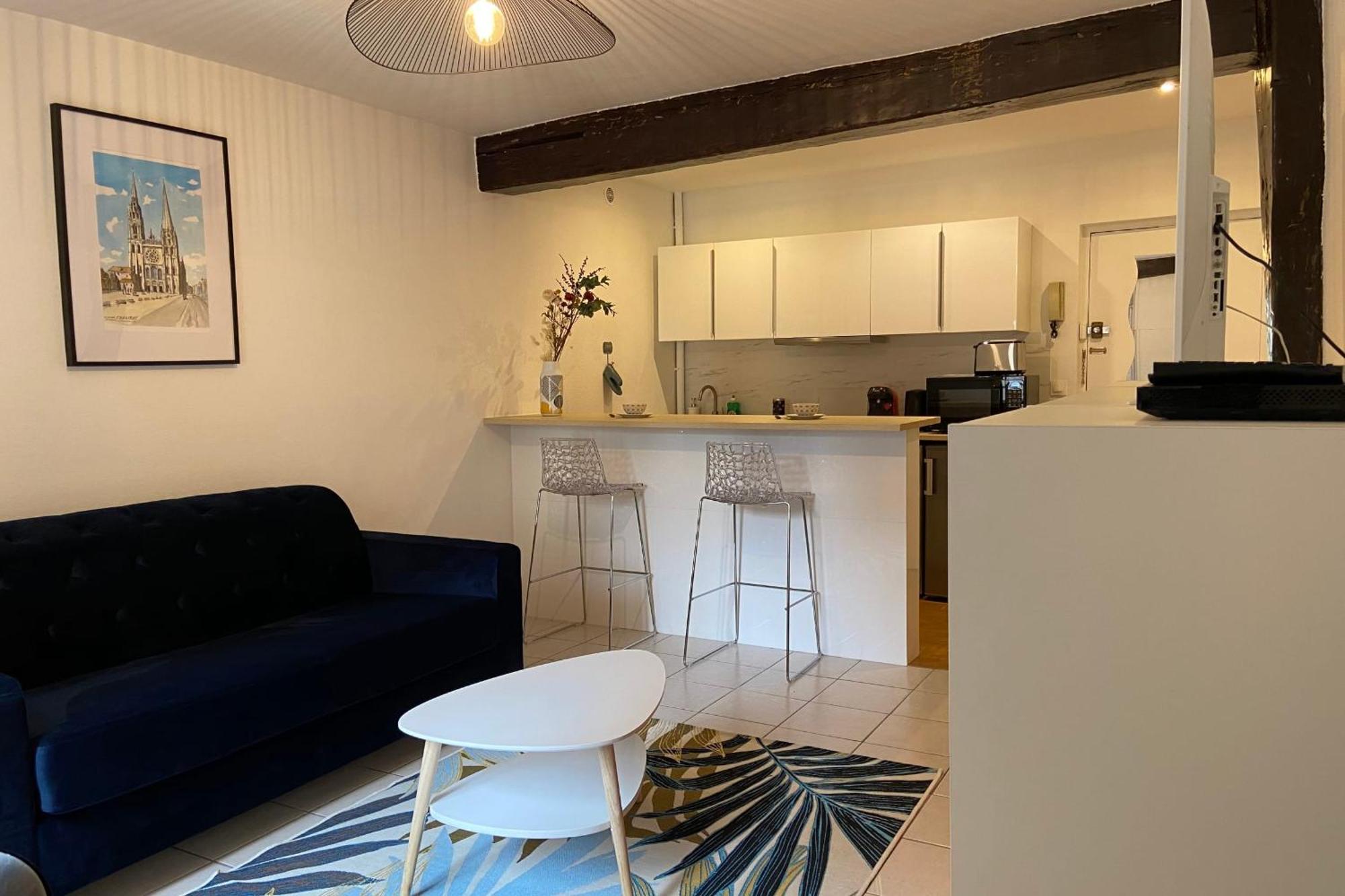 Le Soleil D'Or Apartment Шартър Екстериор снимка